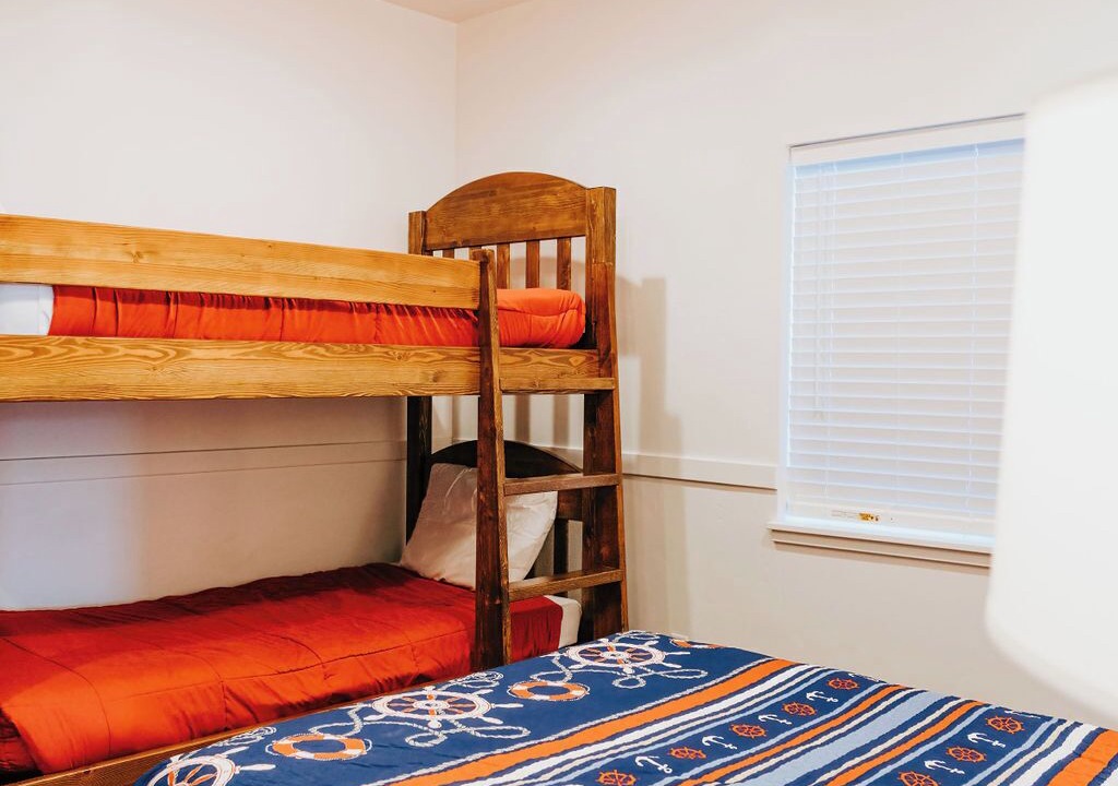 Photo of Bedroom in Harbor Village