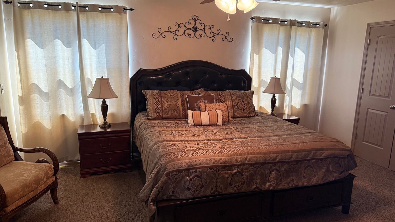 Photo of Bedroom in Sweetwater