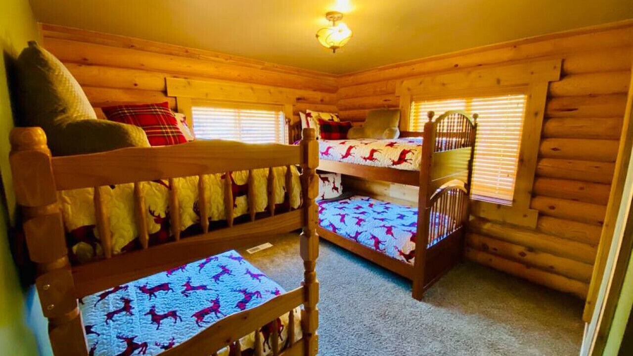 Photo of Bedroom in Tamarack Resort