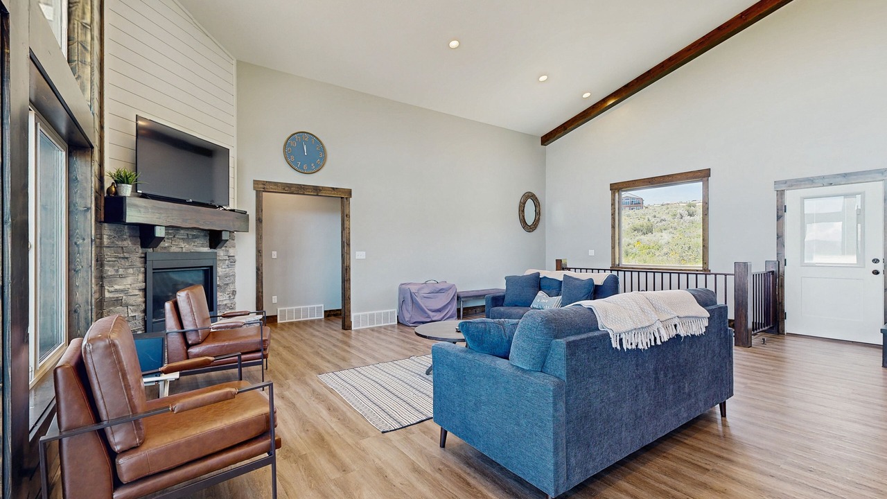 Photo of Livingroom in Sweetwater