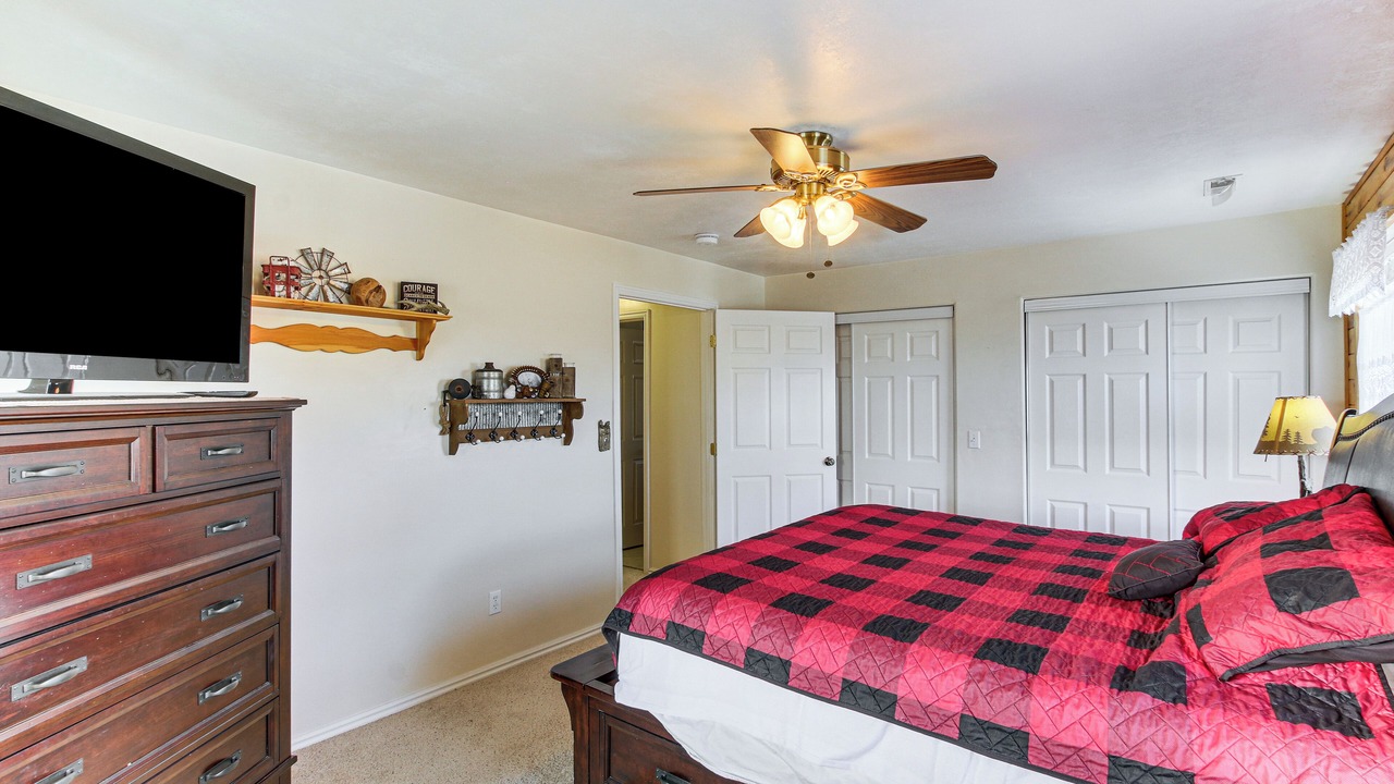 Photo of Bedroom in Sweetwater