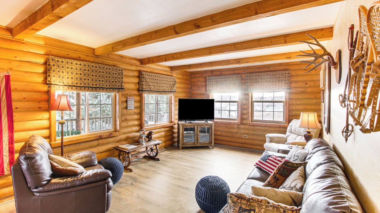 Photo of Livingroom in Sweetwater