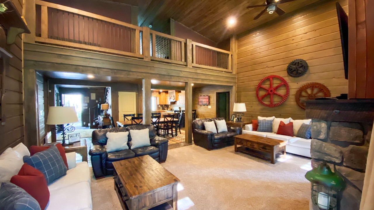 Photo of Livingroom in Island Park