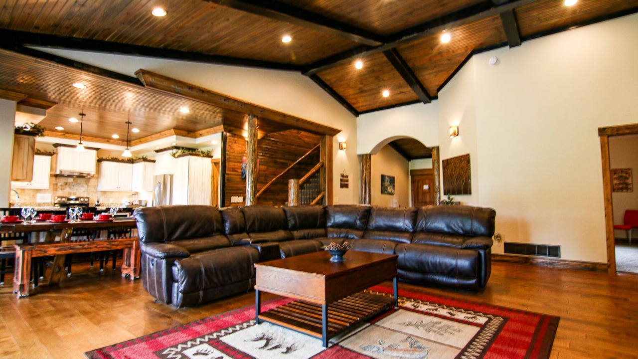 Photo of Bedroom in Island Park
