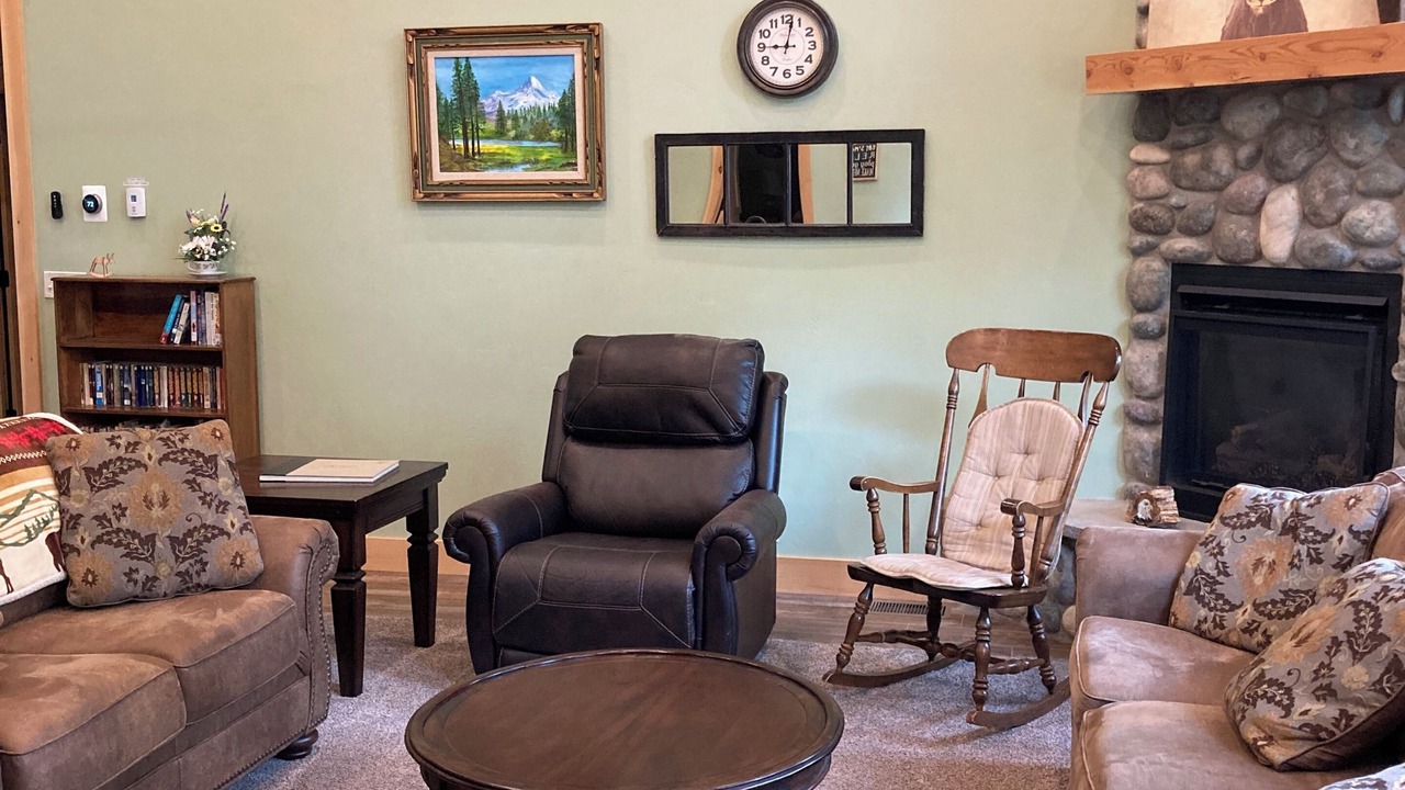 Photo of Livingroom in Island Park