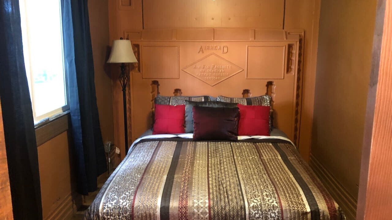 Photo of Bedroom in Palisades