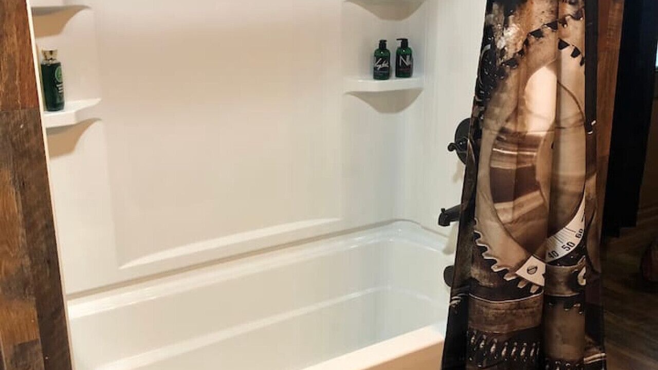 Photo of Bathroom in Palisades