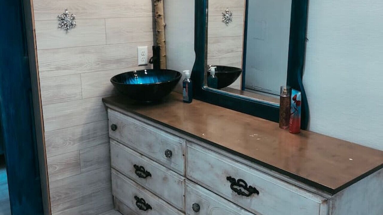 Photo of Bathroom in Palisades
