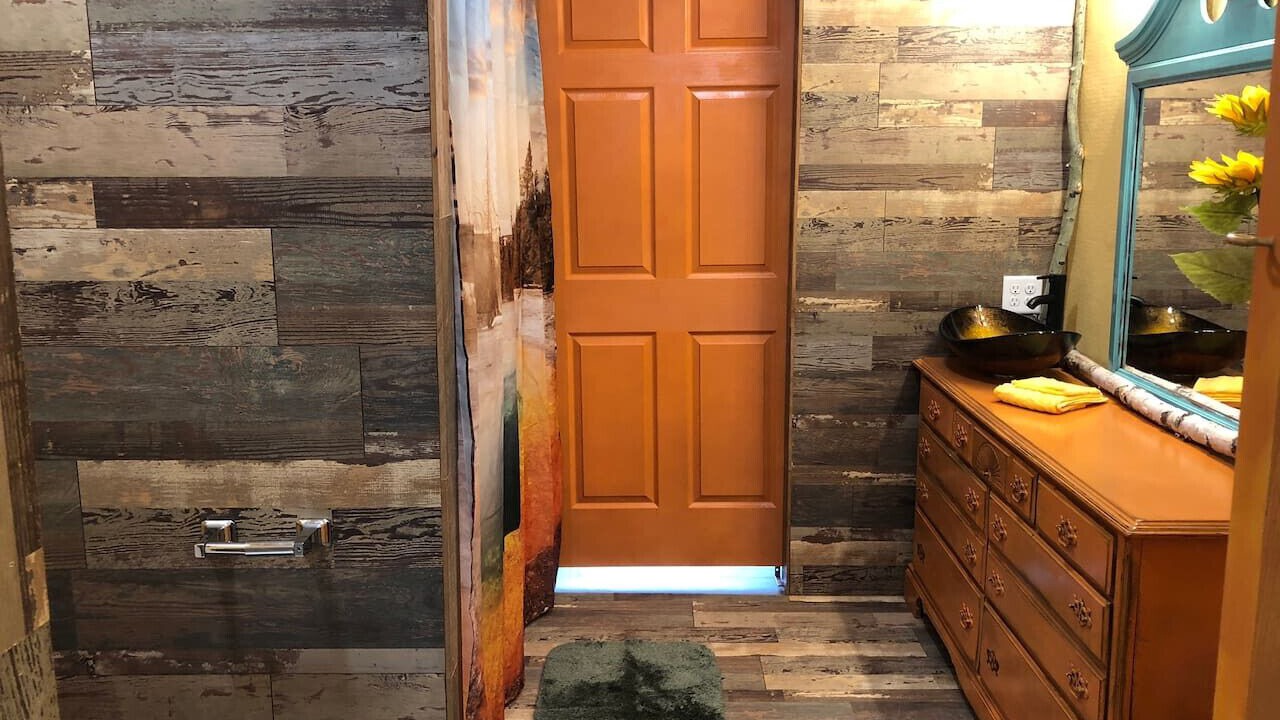 Photo of Bathroom in Palisades