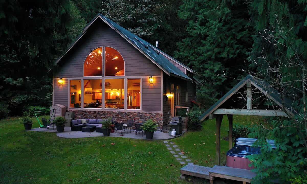 Photo of Outdoor in Maple Falls