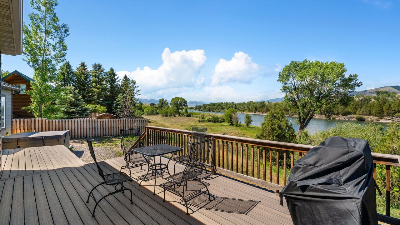 Photo of Outdoor in Livingston