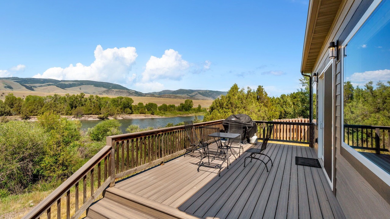 Photo of Patio Balcony in Livingston