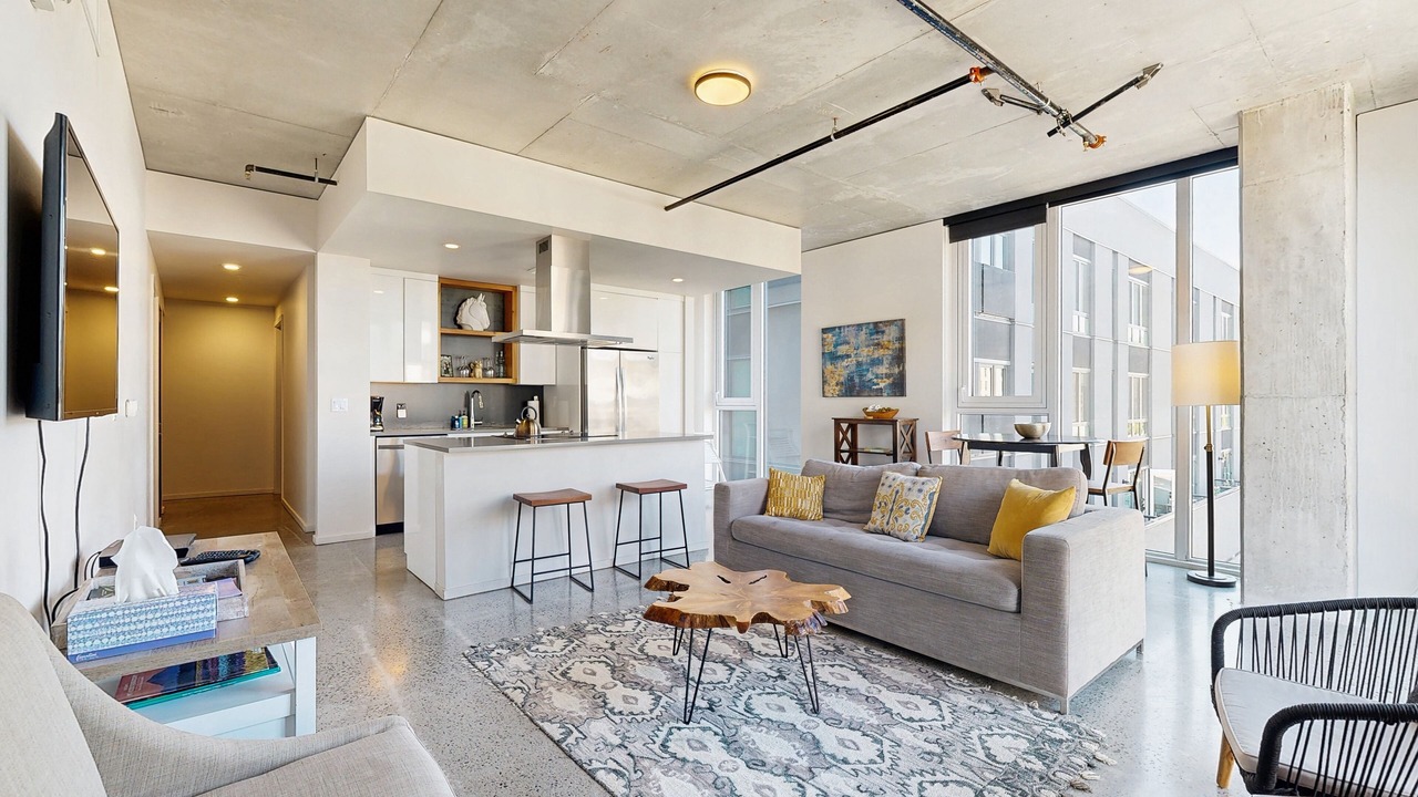 Photo of Livingroom in Uptown