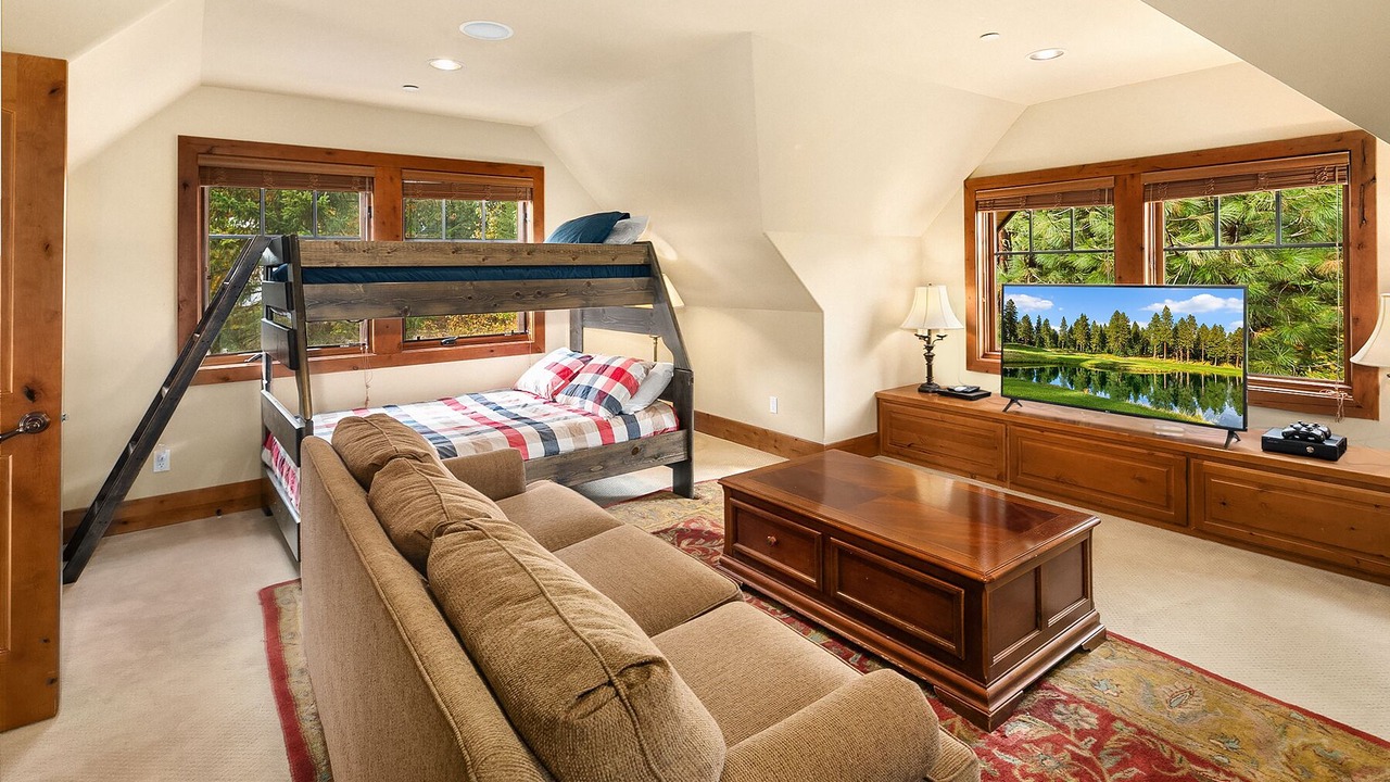 Photo of Bedroom in Cle Elum