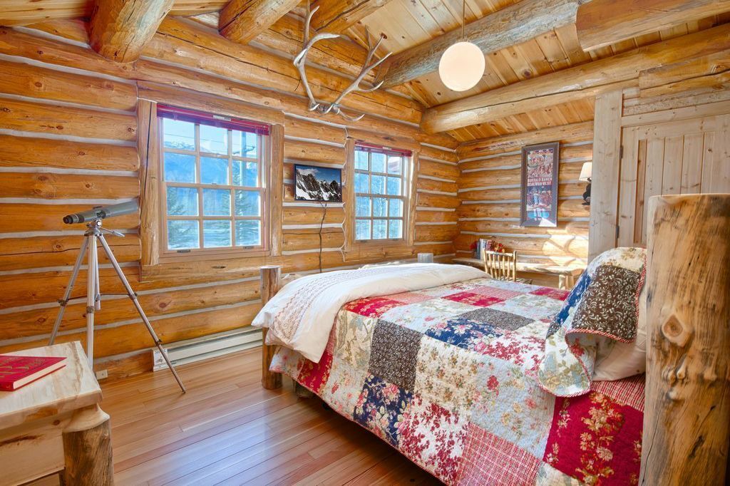 Photo of Bedroom in Moose Wilson Road