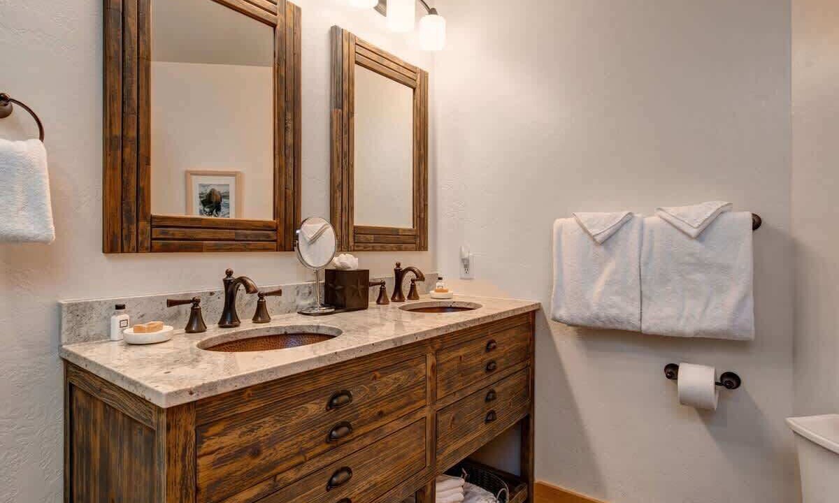 Photo of Bathroom in Granite Ridge