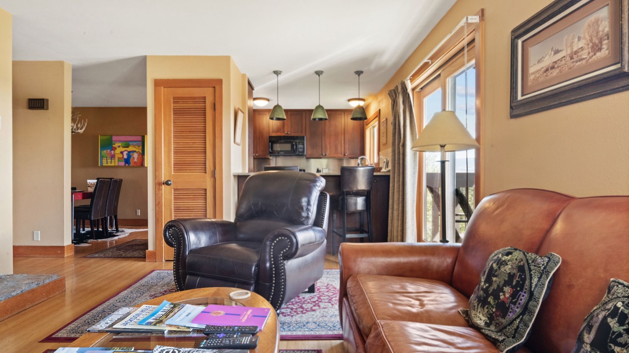 Photo of Livingroom in Teton Village