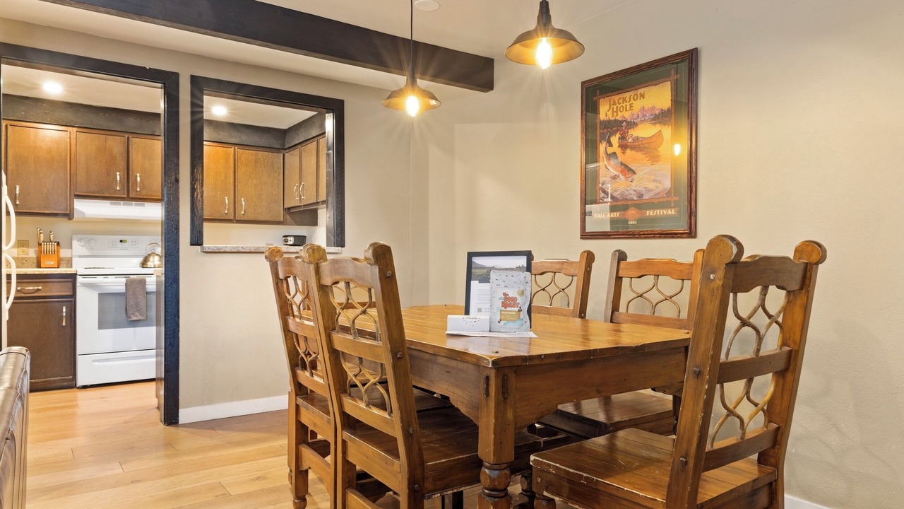 Photo of Livingroom in Teton Village