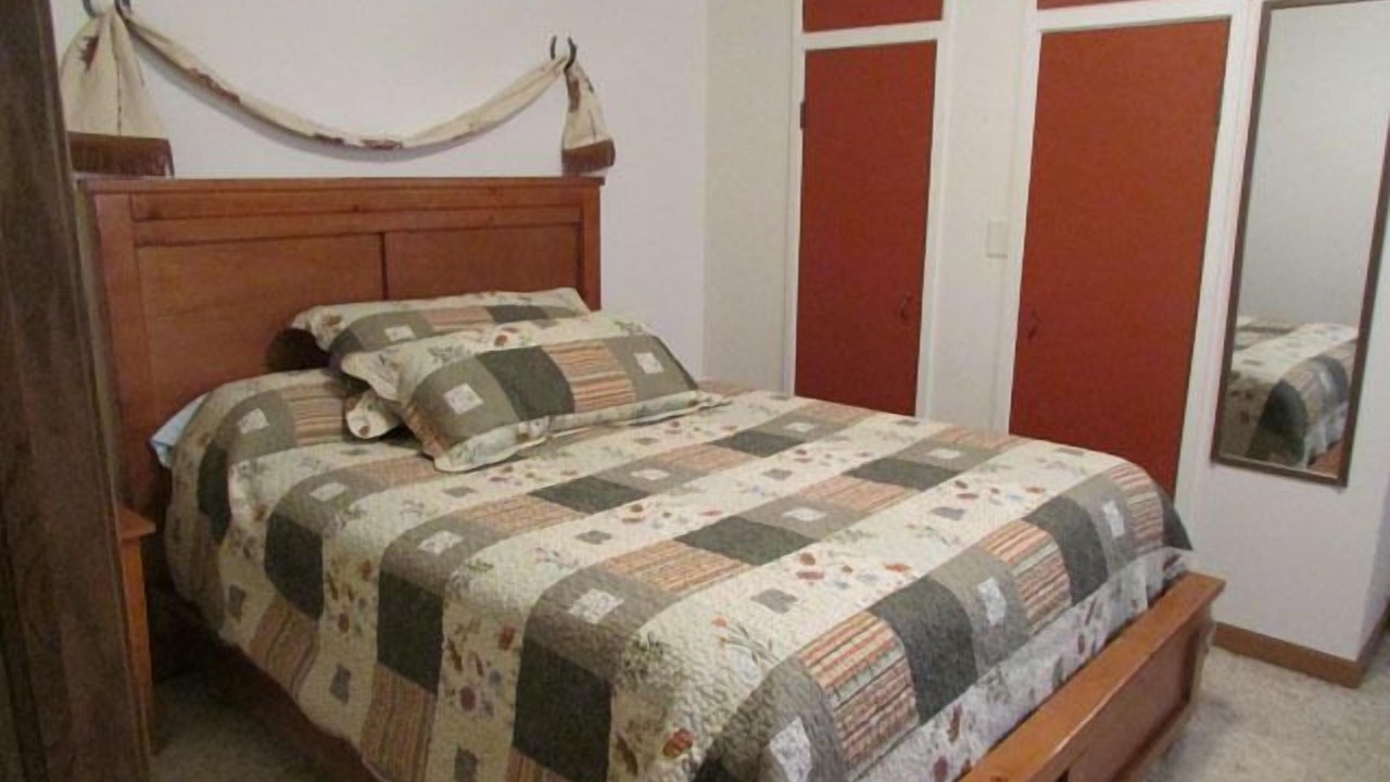 Photo of Bedroom in Hill City