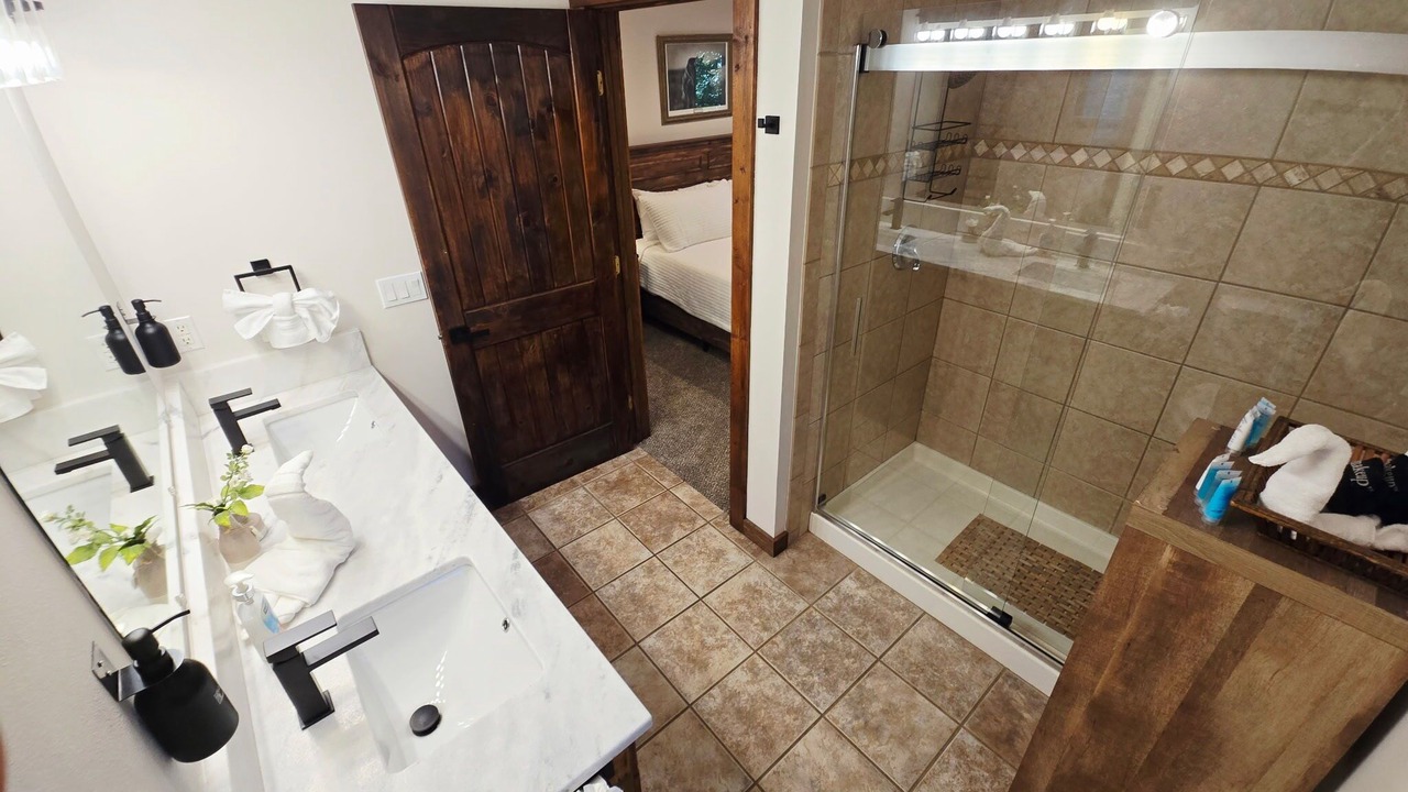 Photo of Bathroom in Leavenworth