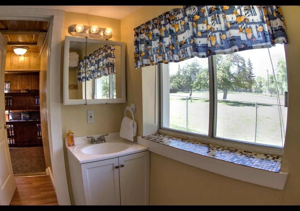 Photo of Bathroom in Garden City
