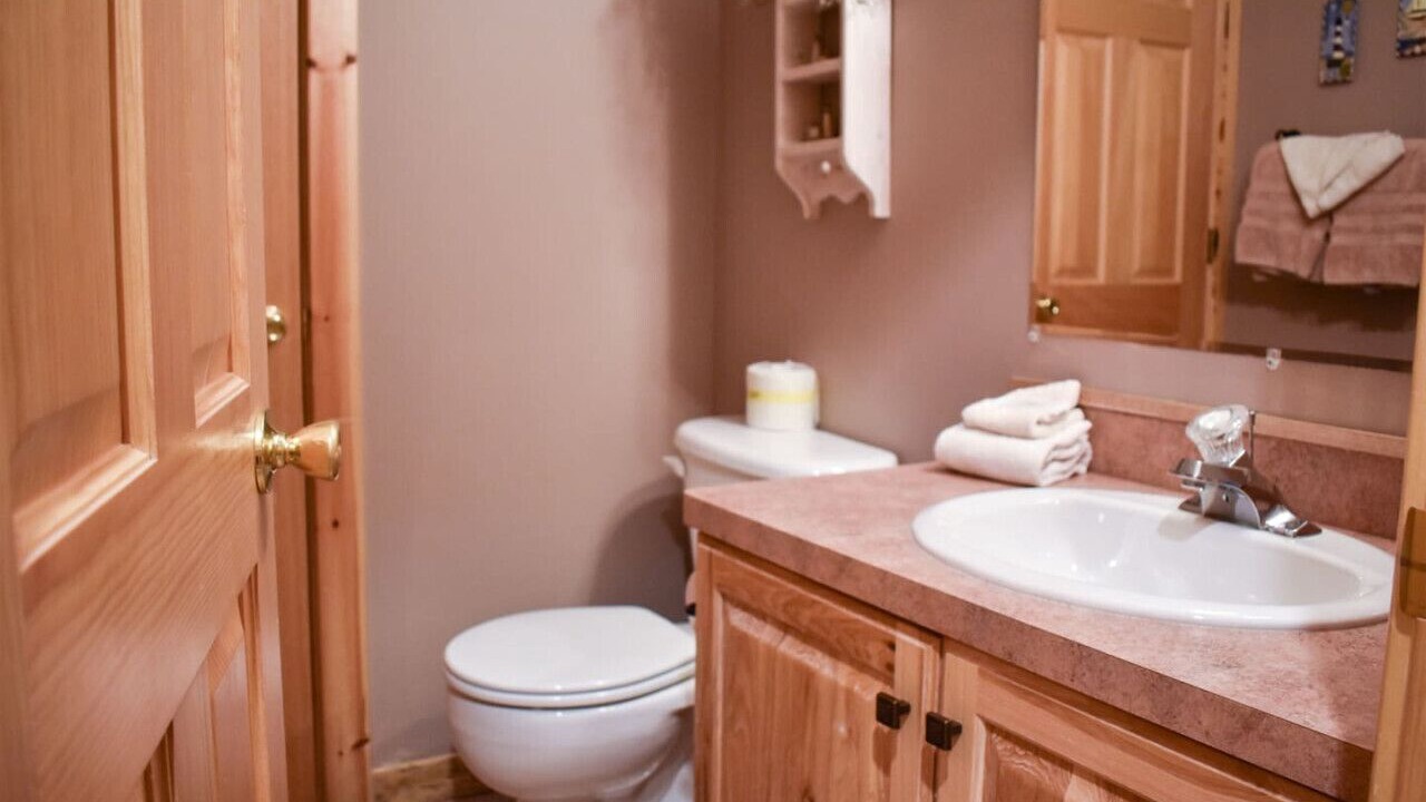 Photo of Bathroom in Harbor Village