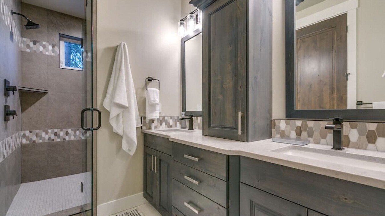 Photo of Bathroom in Tamarack Resort