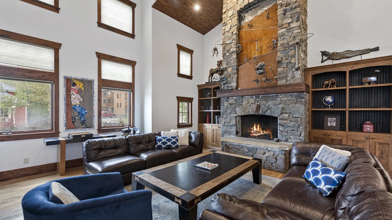 Photo of Livingroom in North Park City