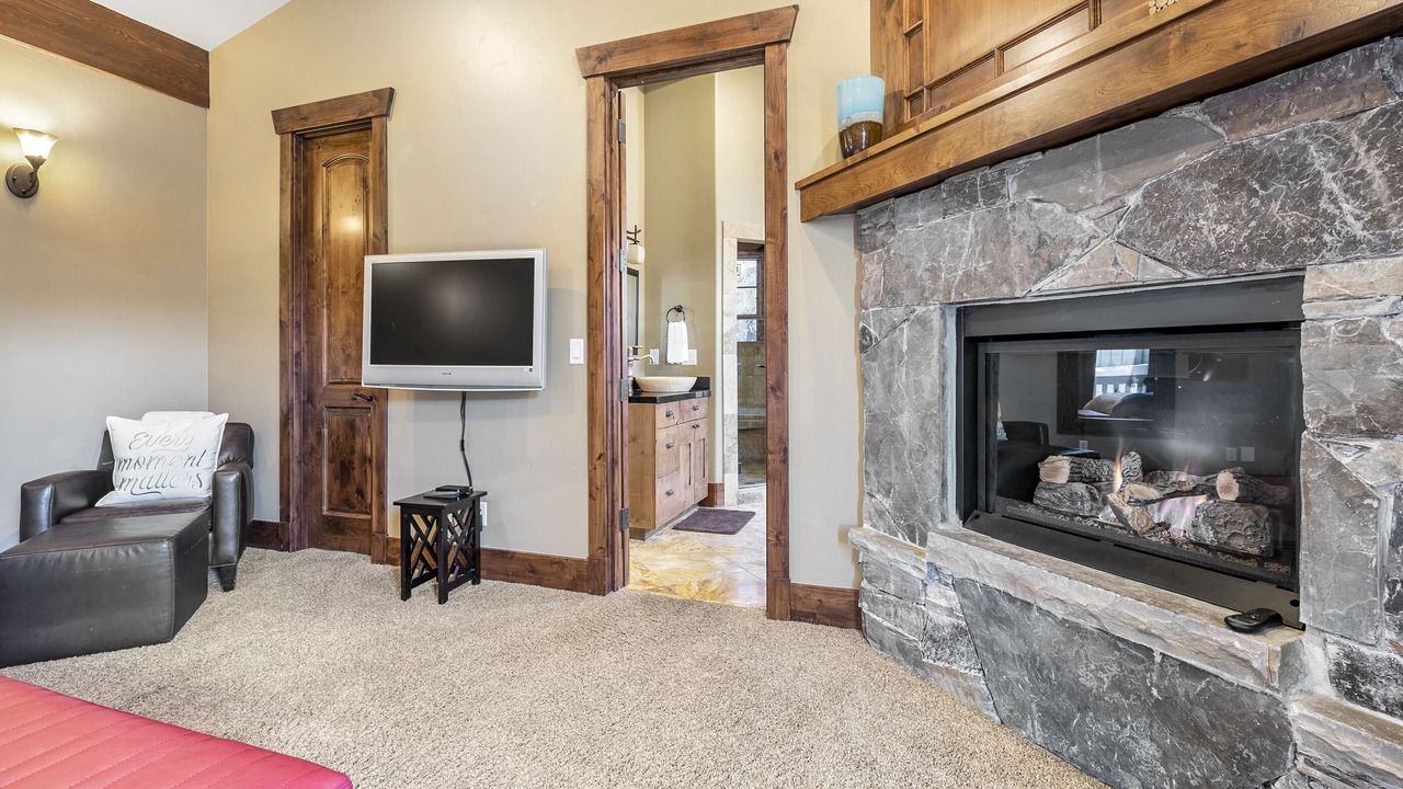 Photo of Livingroom in North Park City