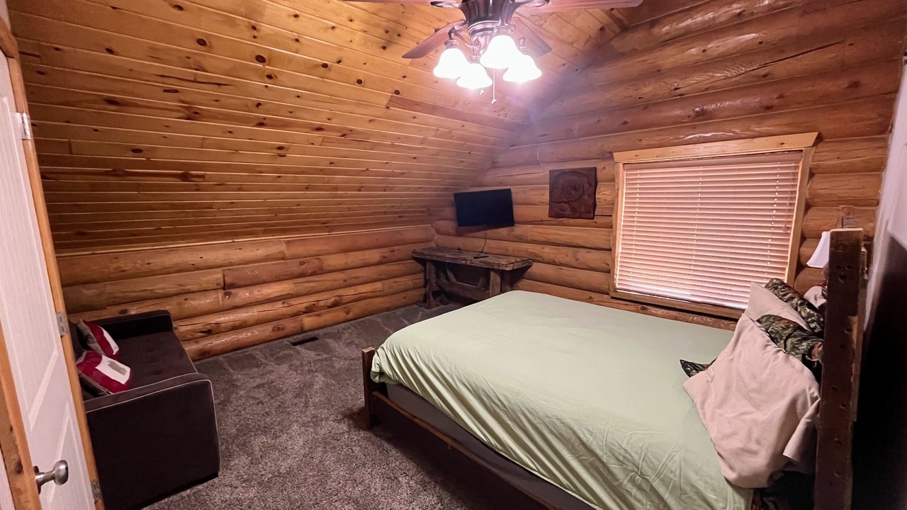 Photo of Bedroom in Harbor Village