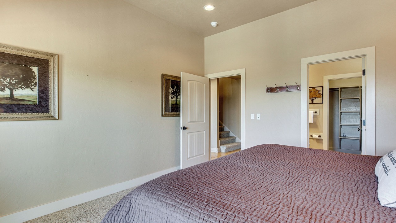 Photo of Bedroom in Sweetwater