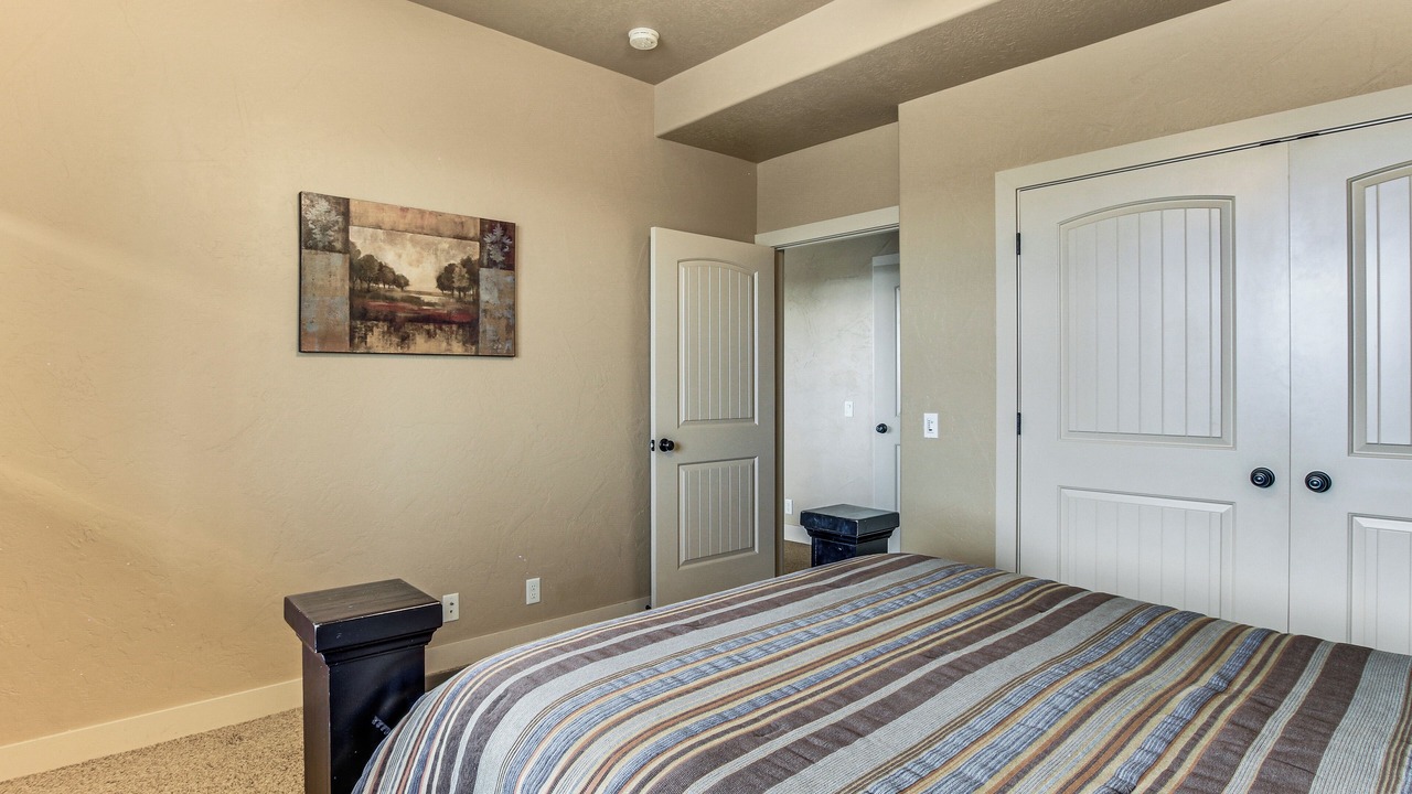 Photo of Bedroom in Sweetwater