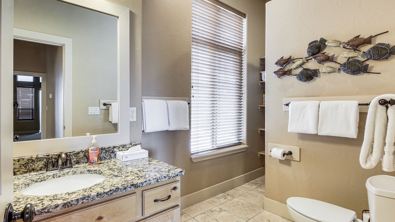 Photo of Bathroom in Sweetwater