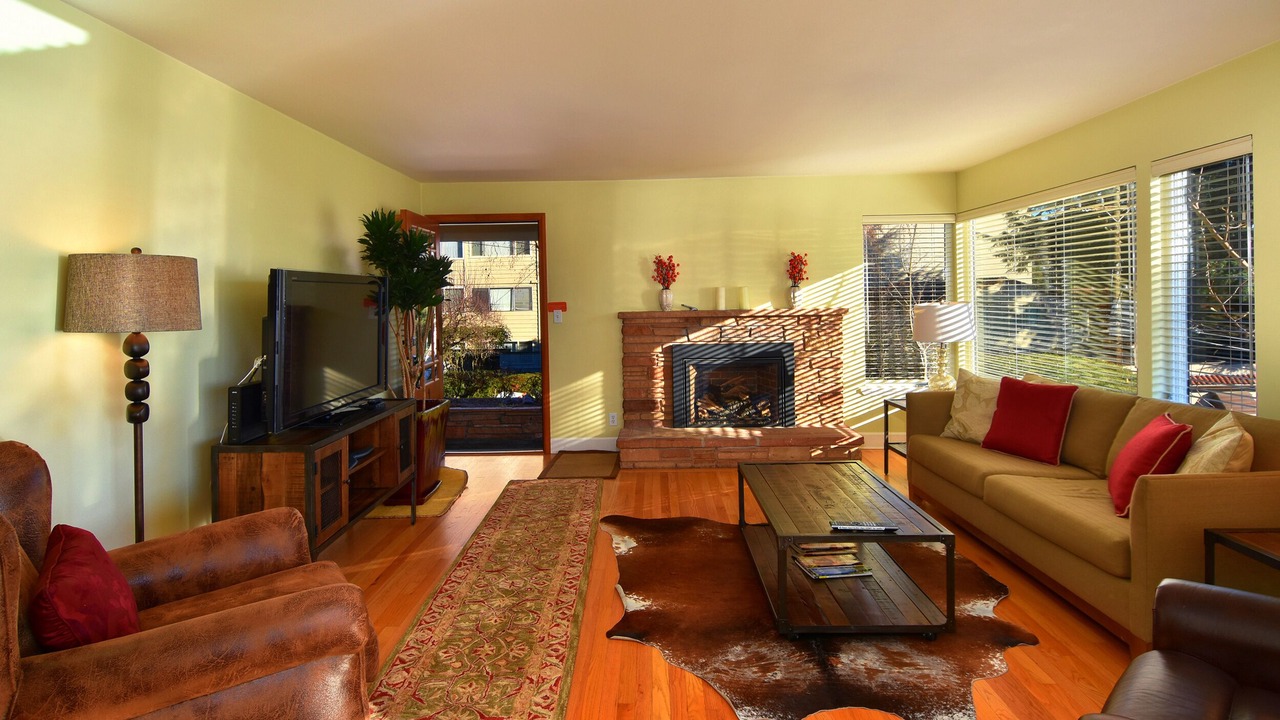Photo of Bedroom in Lower Queen Anne