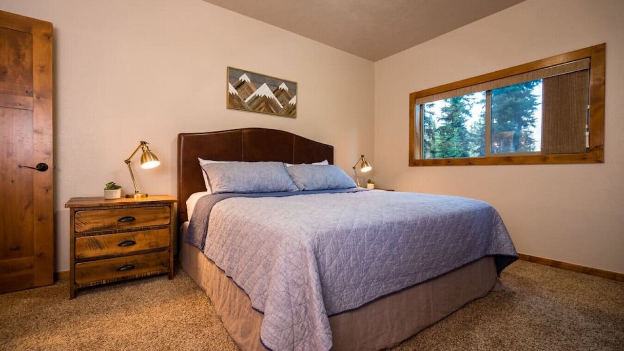 Photo of Bedroom in Tamarack Resort