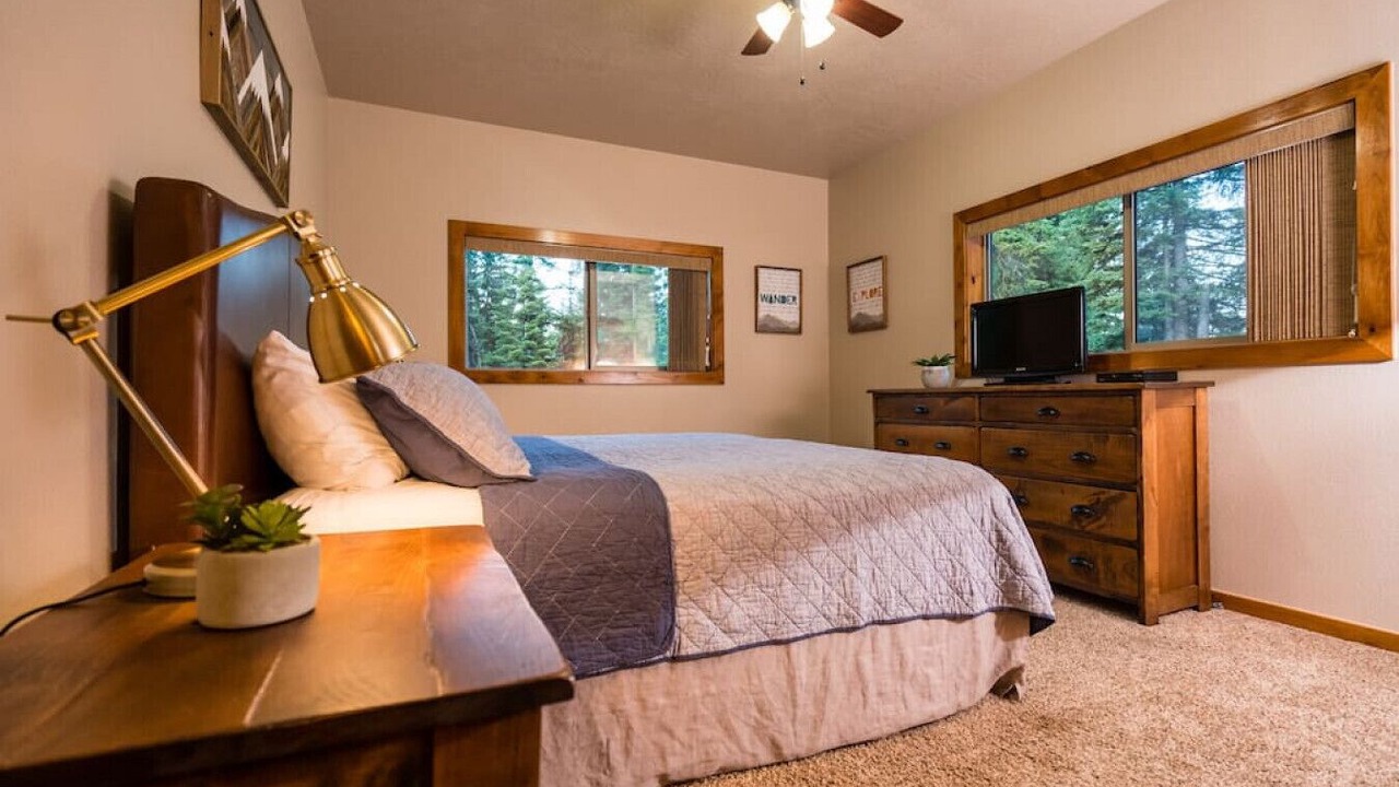 Photo of Bedroom in Tamarack Resort