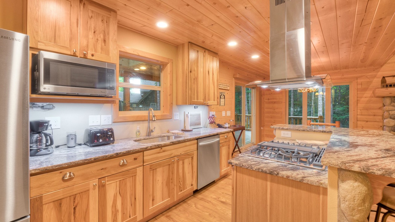 Photo of Kitchen in Enumclaw
