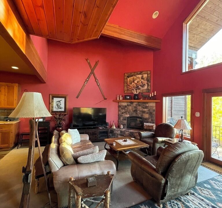 Photo of Livingroom in Whitefish