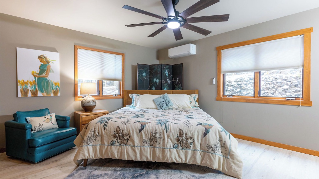 Photo of Bedroom in Lakeside