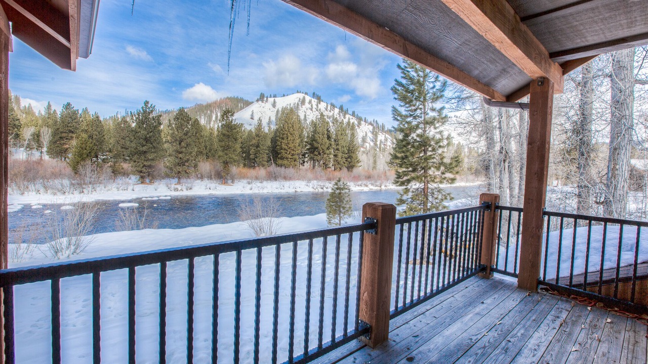 Photo of Outdoor in Featherville