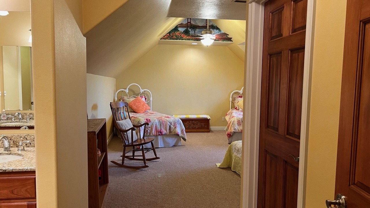 Photo of Bedroom in Eagle