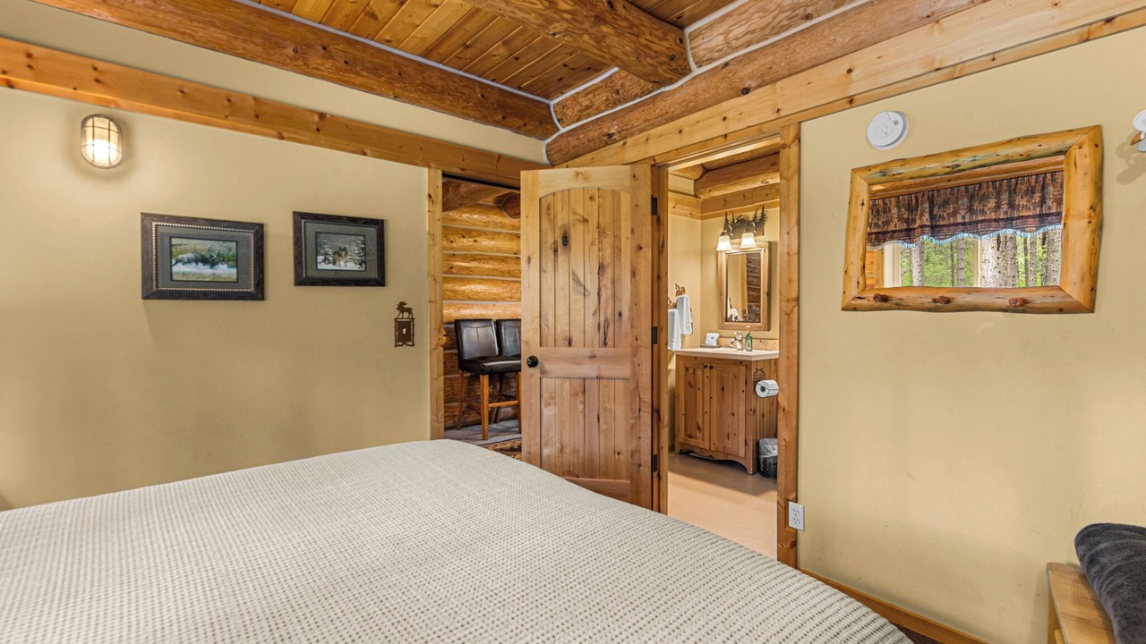 Photo of Bathroom in Leavenworth