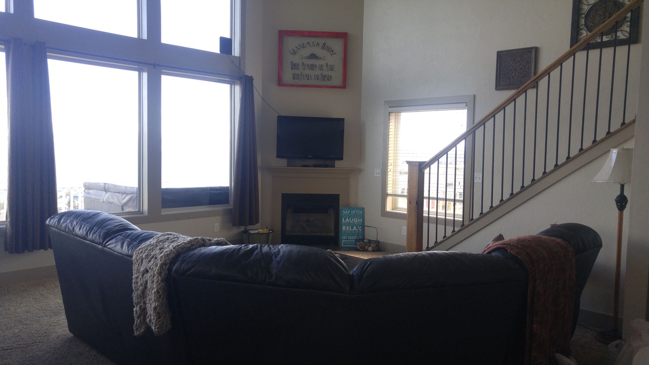 Photo of Livingroom in Harbor Village