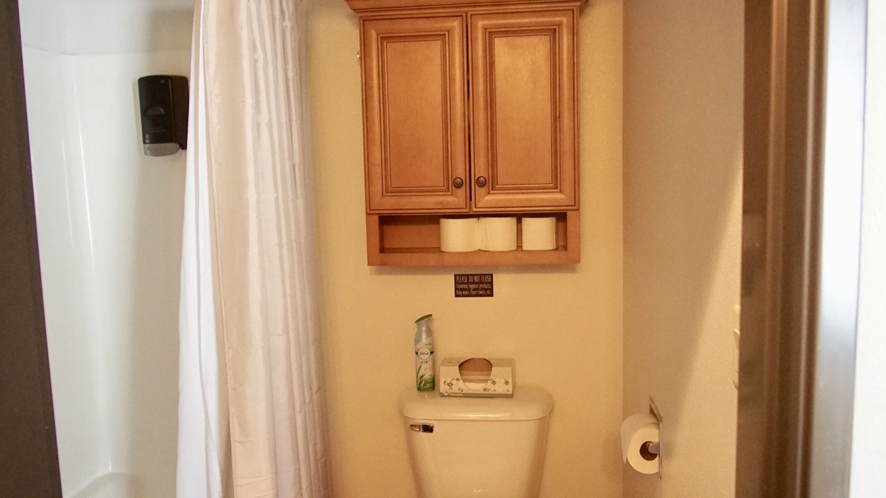 Photo of Bathroom in Gardiner