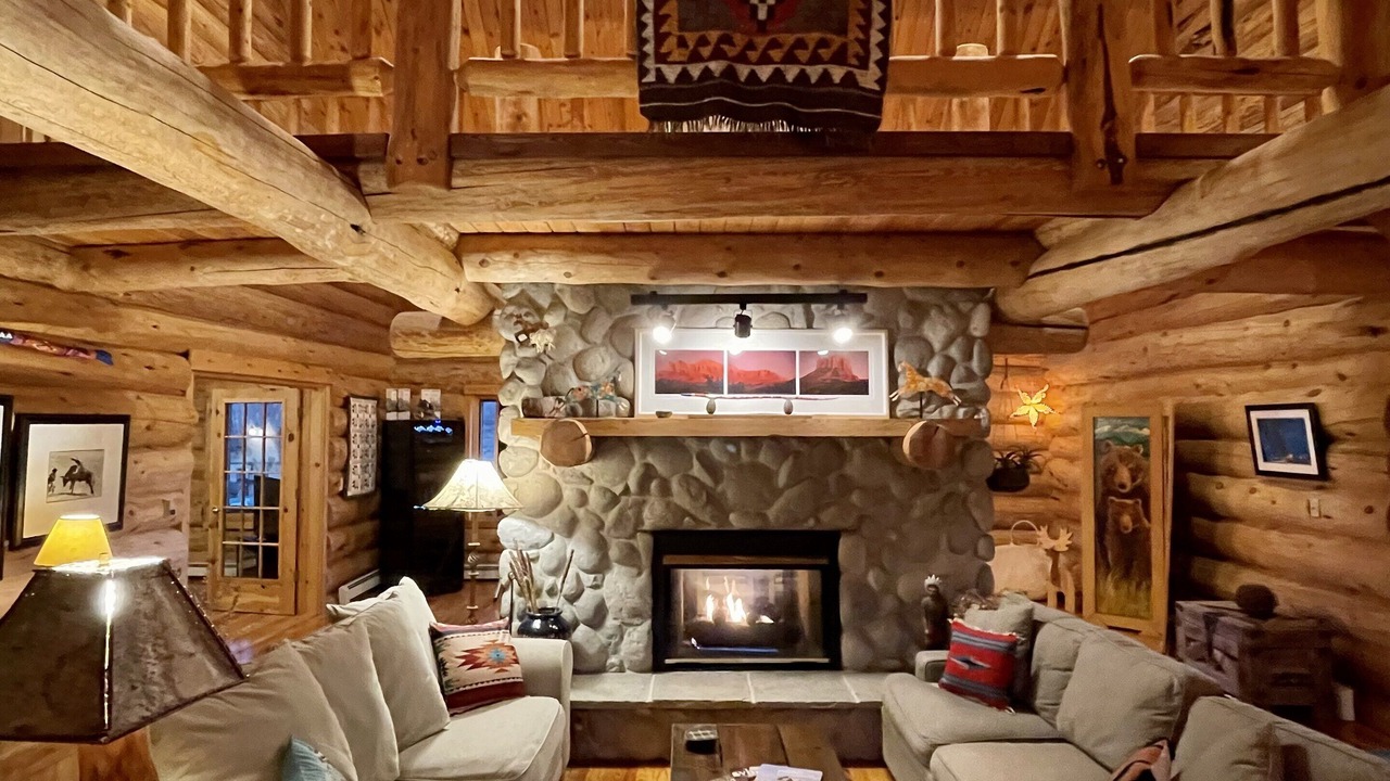 Photo of Livingroom in Bozeman