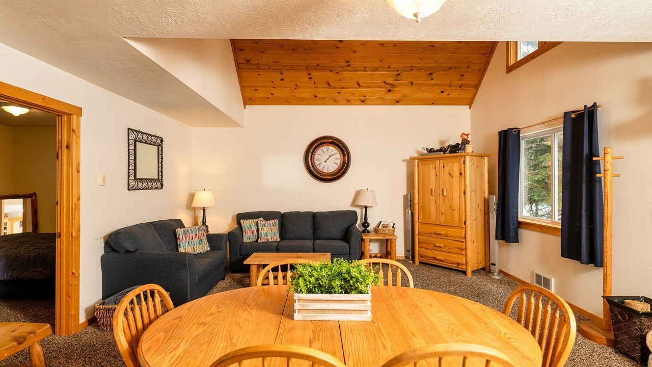 Photo of Bedroom in Wagon Wheel