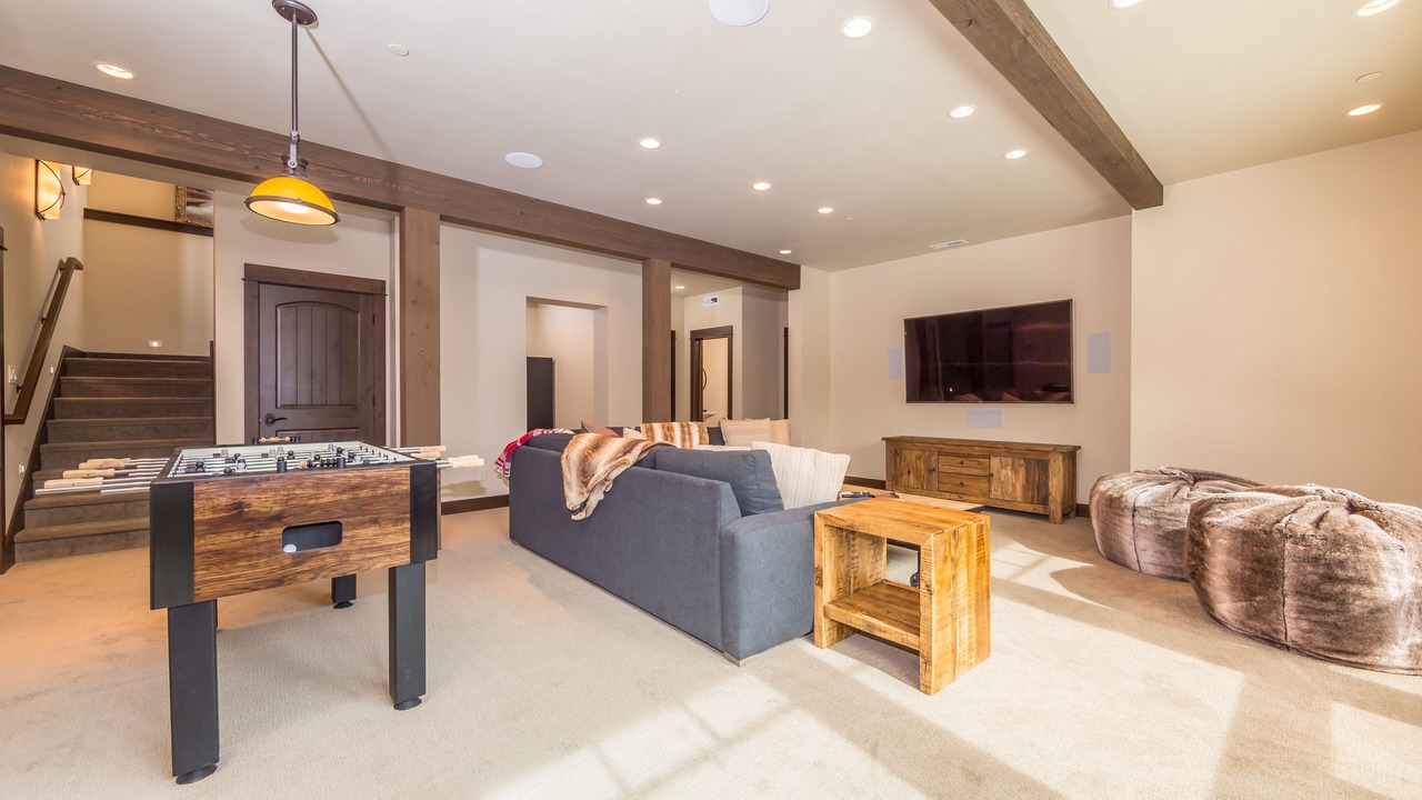 Photo of Livingroom in Big Sky