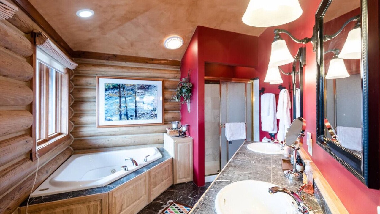 Photo of Bathroom in Game Creek