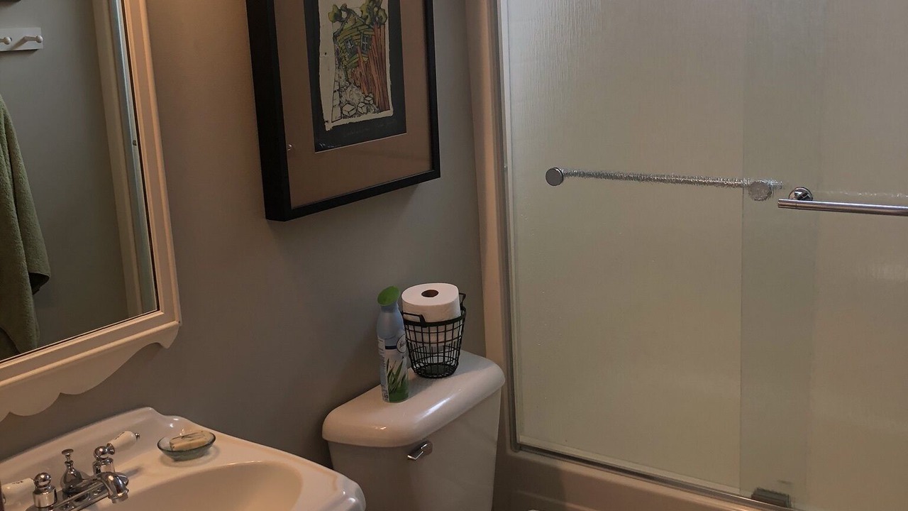 Photo of Bathroom in Garden Valley