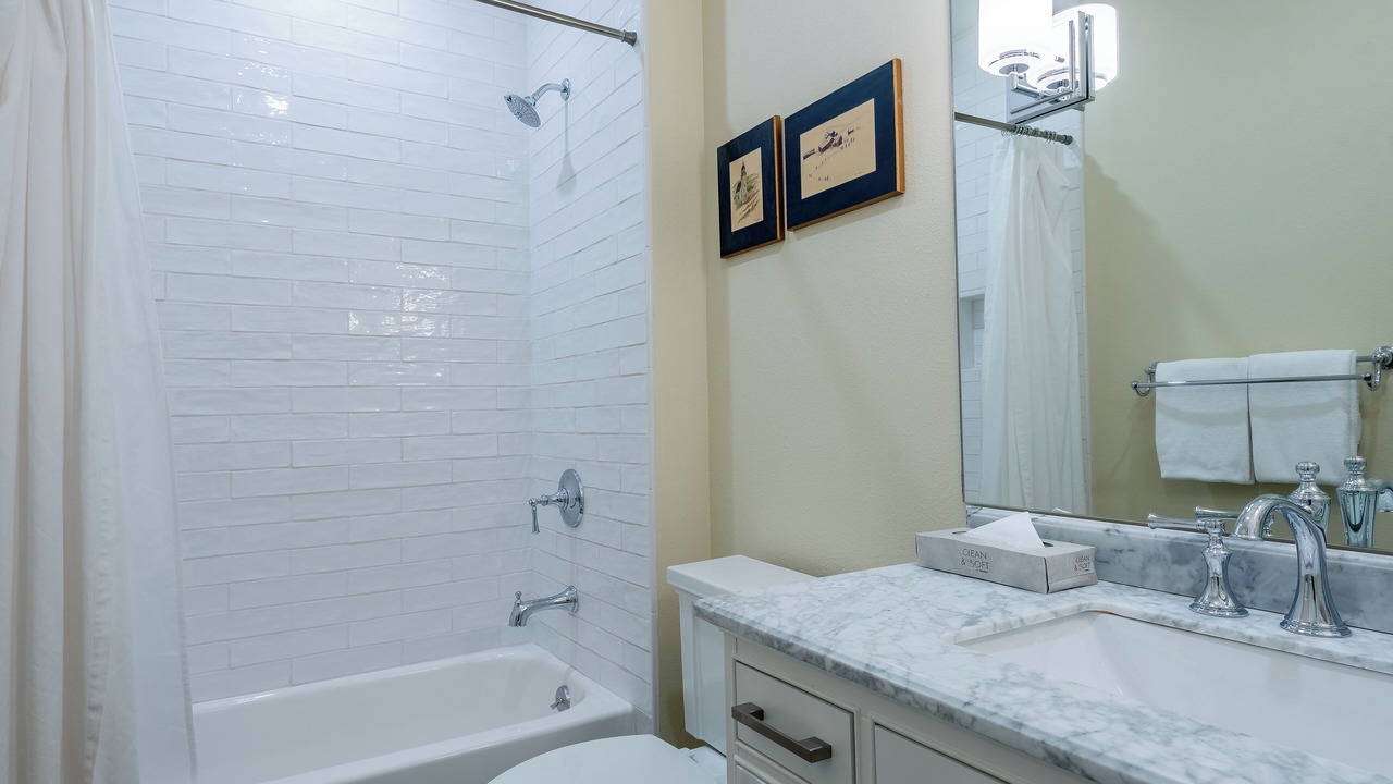 Photo of Bathroom in Elkhorn